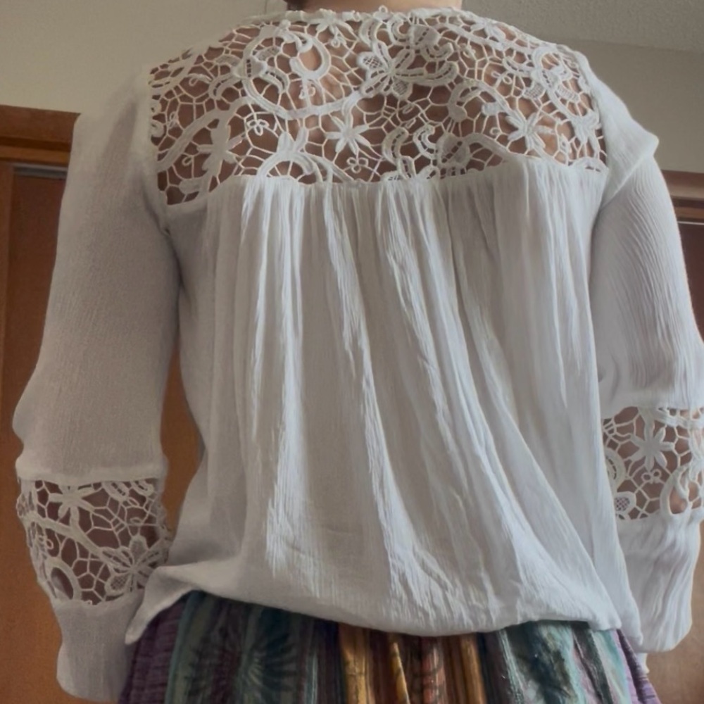 White floral lace blouse